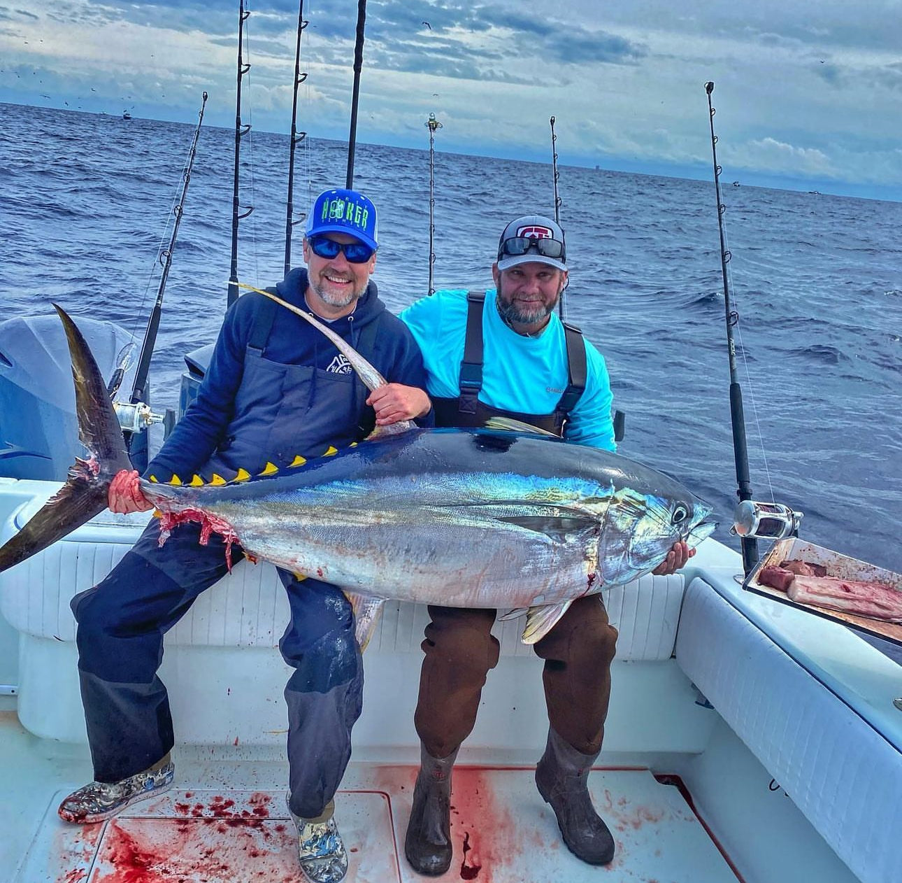automatic tuna fishing pole Custom Heavy Tuna- 200 Rod